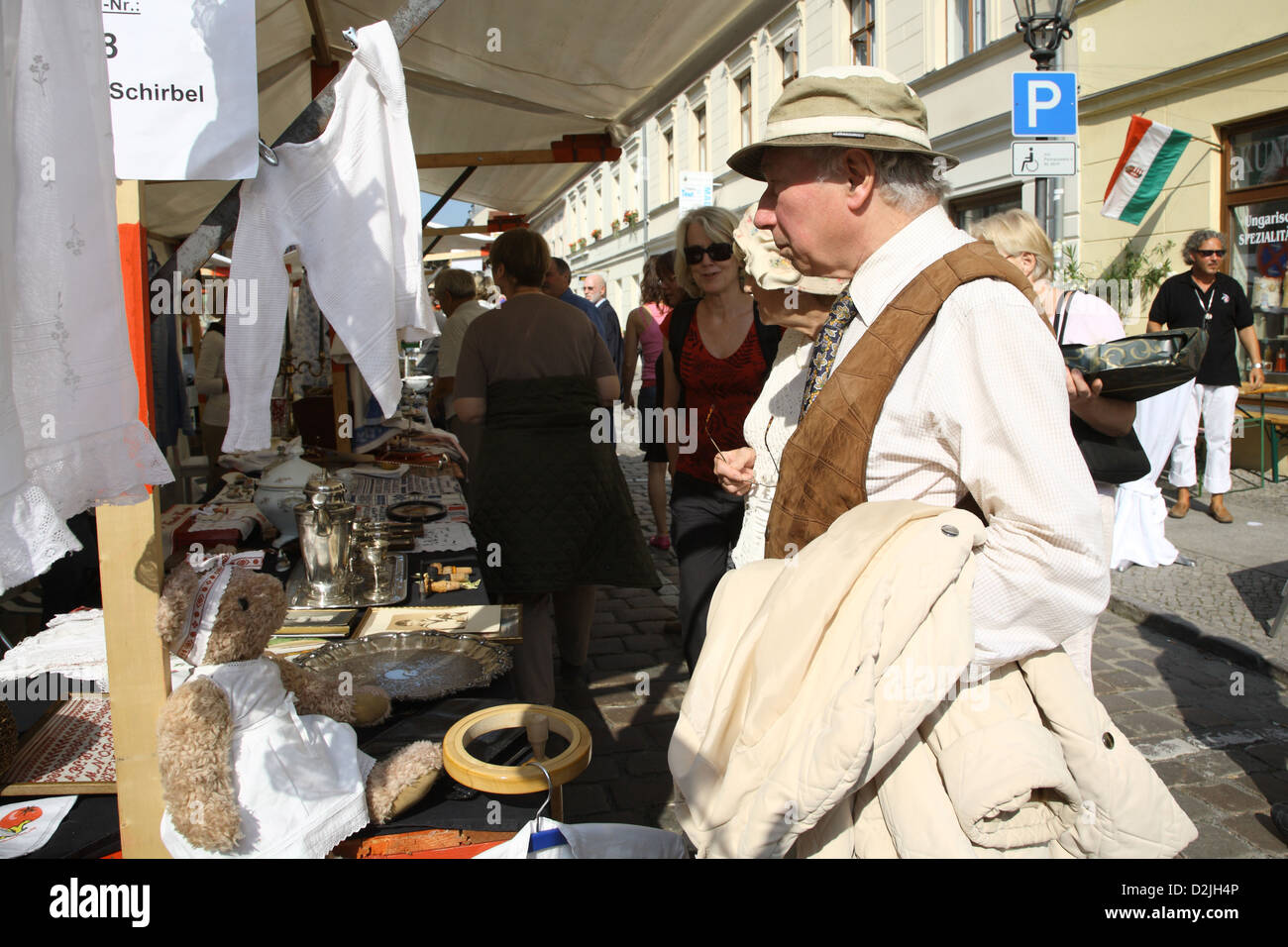 Potsdam, Germany, people in the antiques and art market Stock Photo