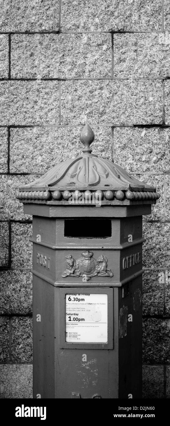 Old Fashioned Post Box High Resolution Stock Photography And Images Alamy