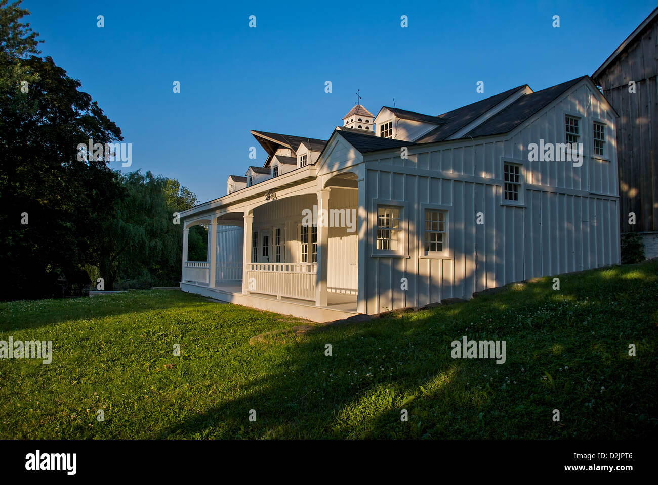 Old Farmhouse in Halton Region, Oakville, ON, Canada Stock Photo Alamy
