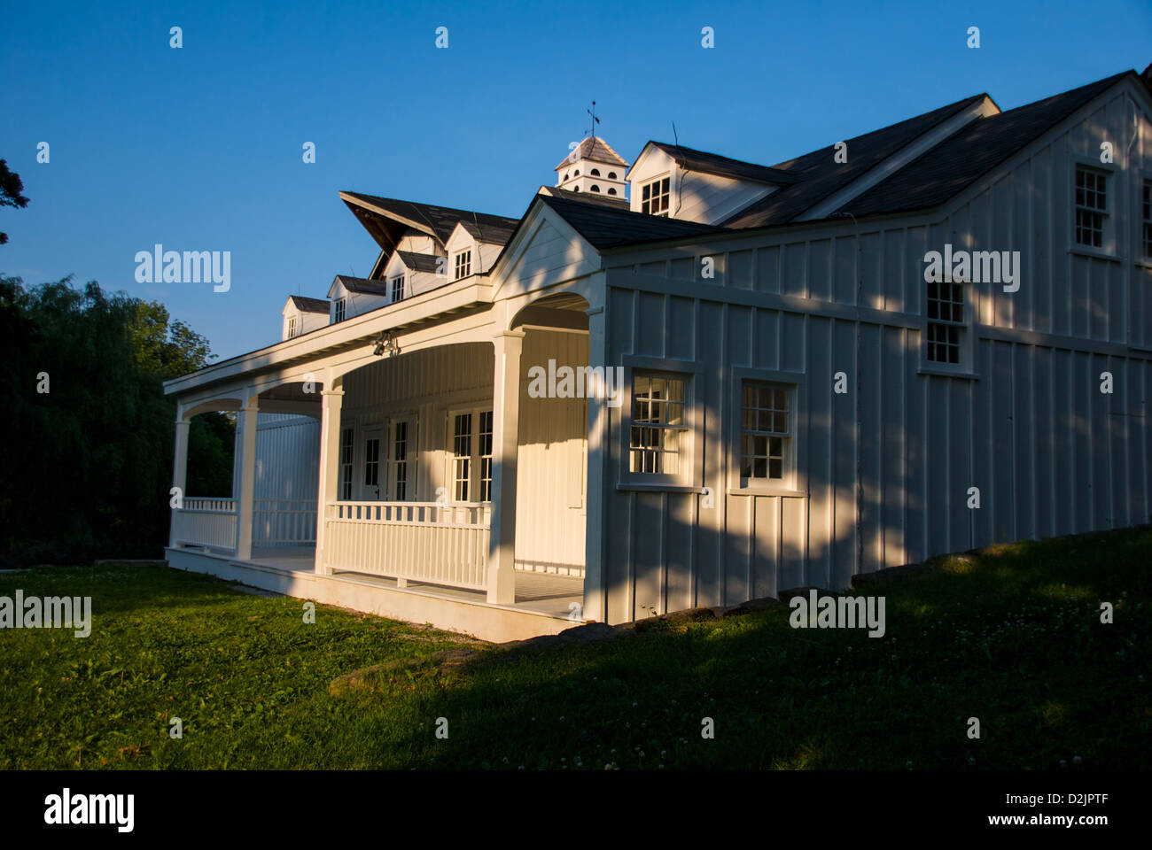 Old Farmhouse in Halton Region, Oakville, ON, Canada Stock Photo Alamy