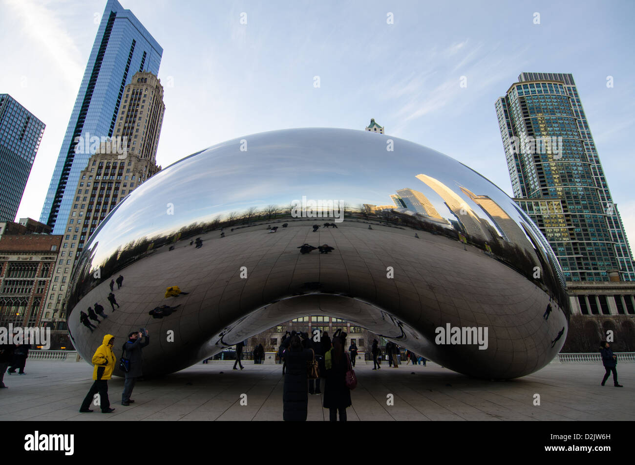 The Bean in Downtown Chicago, IL, USA Stock Photo Alamy