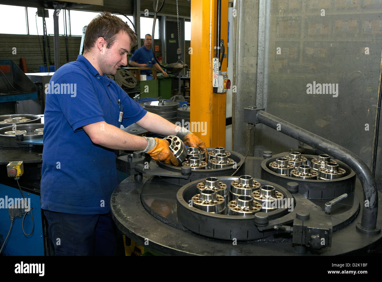Hydraulic machine components hires stock photography and images Alamy