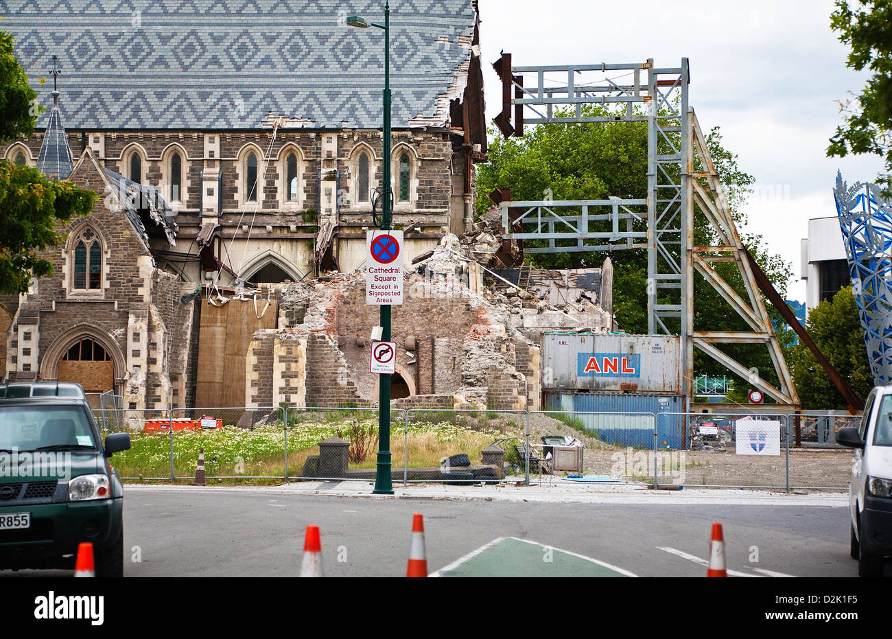 Christchurch City Cathedral badly damaged in the February 2011 earthquake, Canterbury, South Island, New Zealand Stock Photo