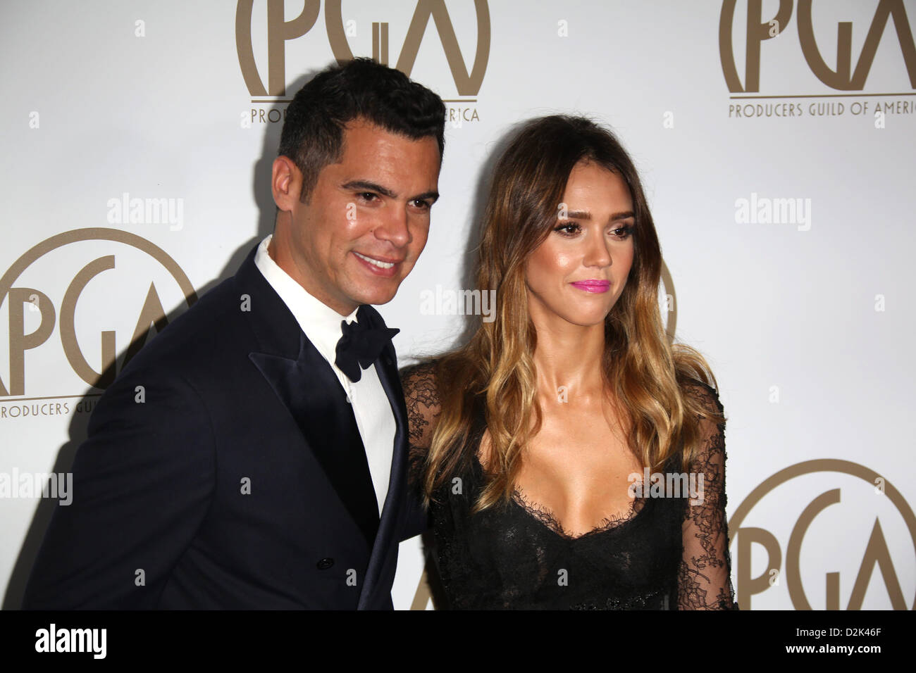 US actress Jessica Alba and her husband, producer Cash Warren, arrive at the 24th annual Producers Guild Awards at Hotel Beverly Hills in Beverly Hills, USA, 26 January 2013. Photo: Hubert Boesl/dpa/Alamy Live News/Alamy Live News Stock Photo