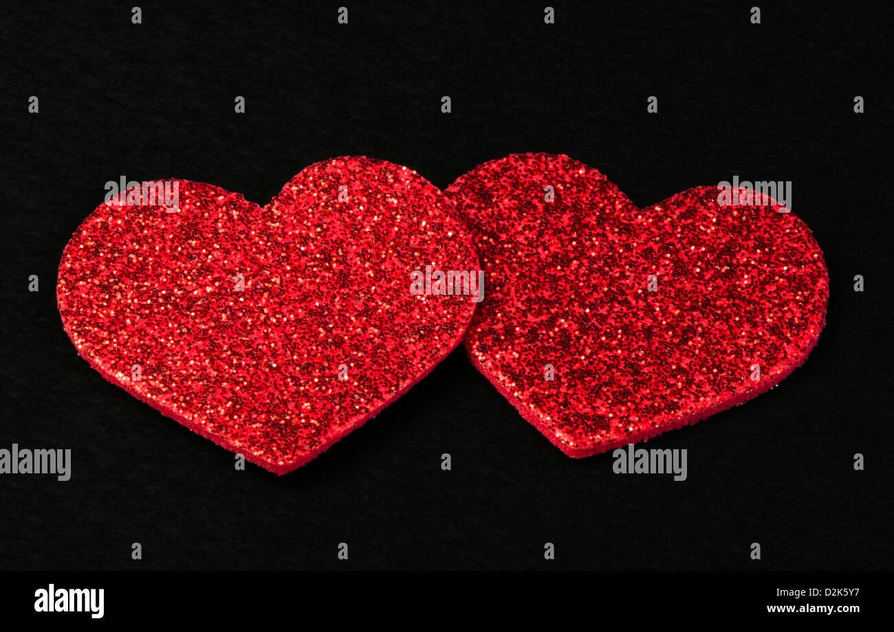 Red black hearts grunge hi-res stock photography and images - Alamy