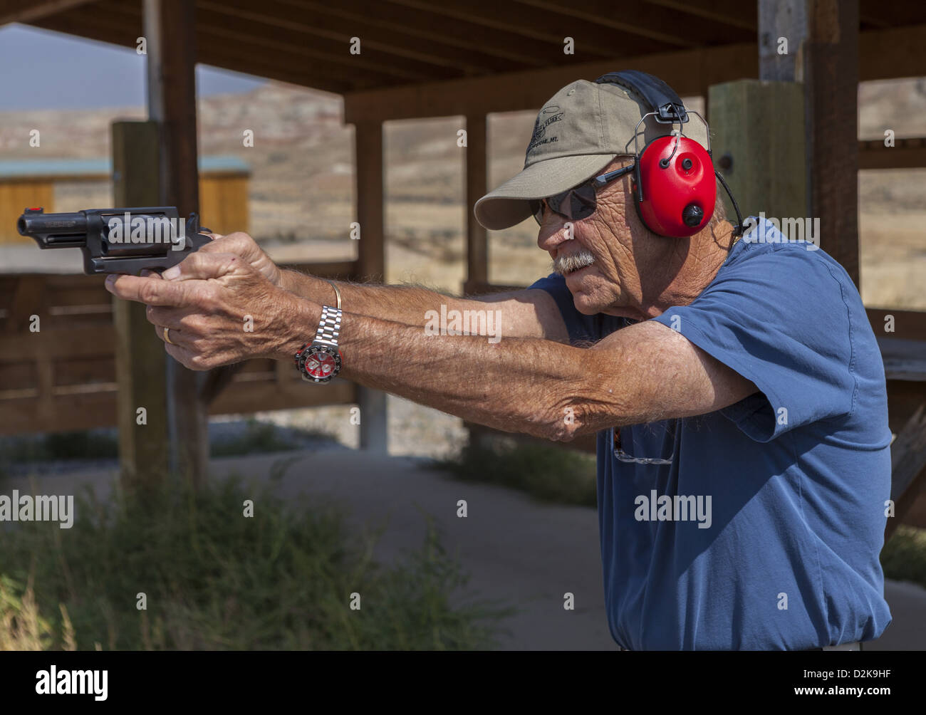 Gun club hi-res stock photography and images - Alamy