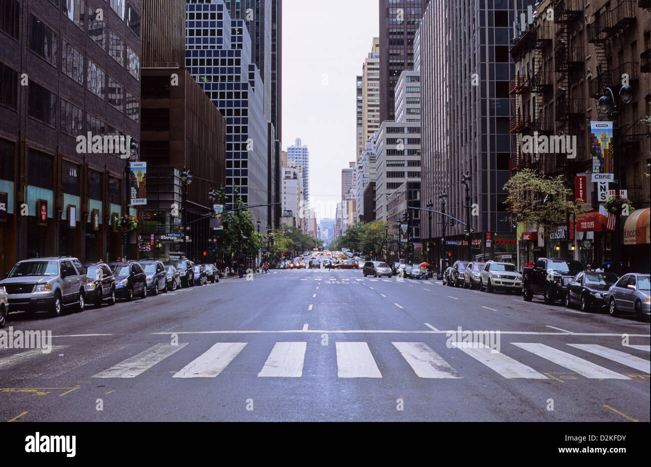 Empty in new york hi-res stock photography and images - Alamy