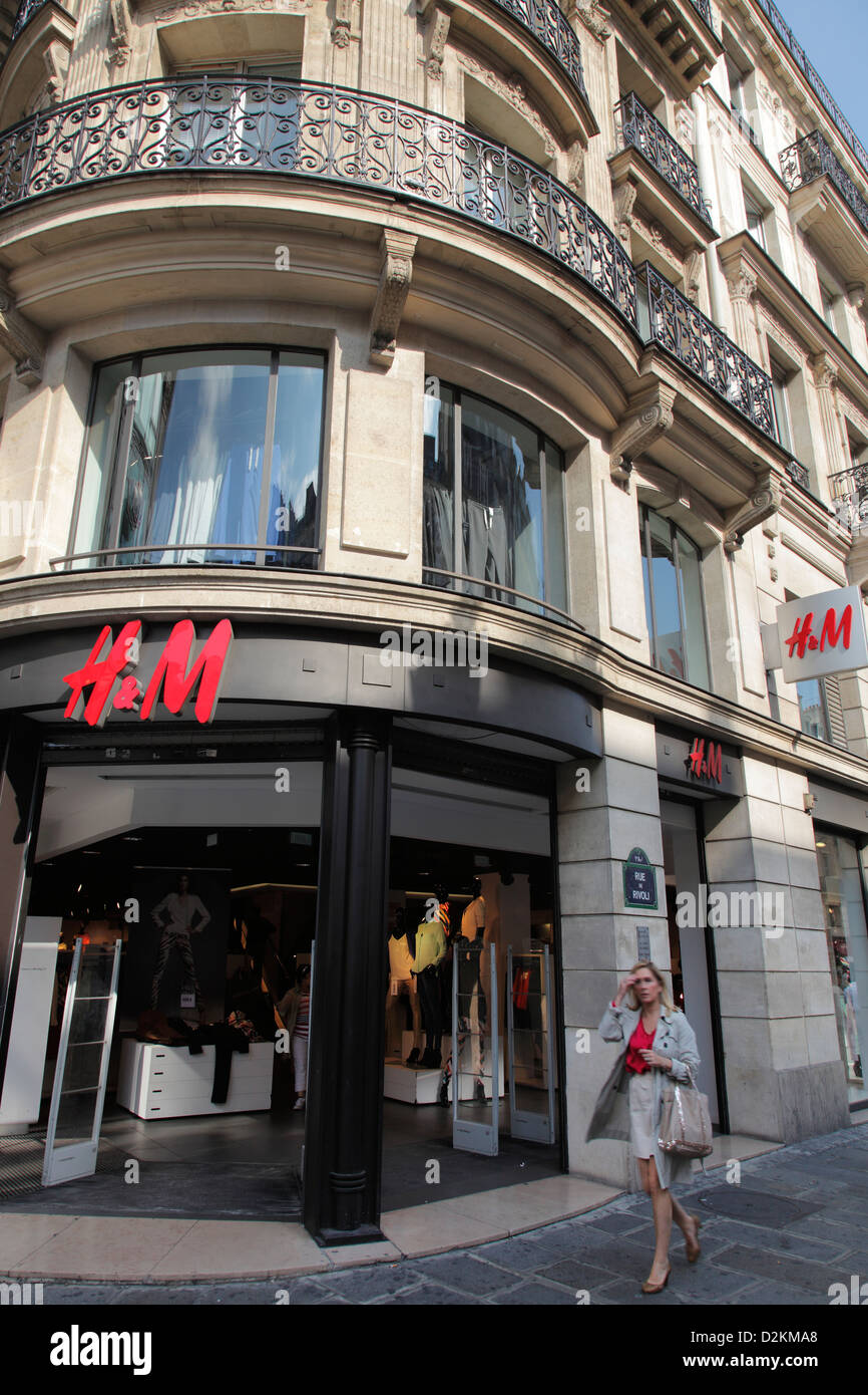 H&M - Hennes&Mauritz in Paris Stock Photo