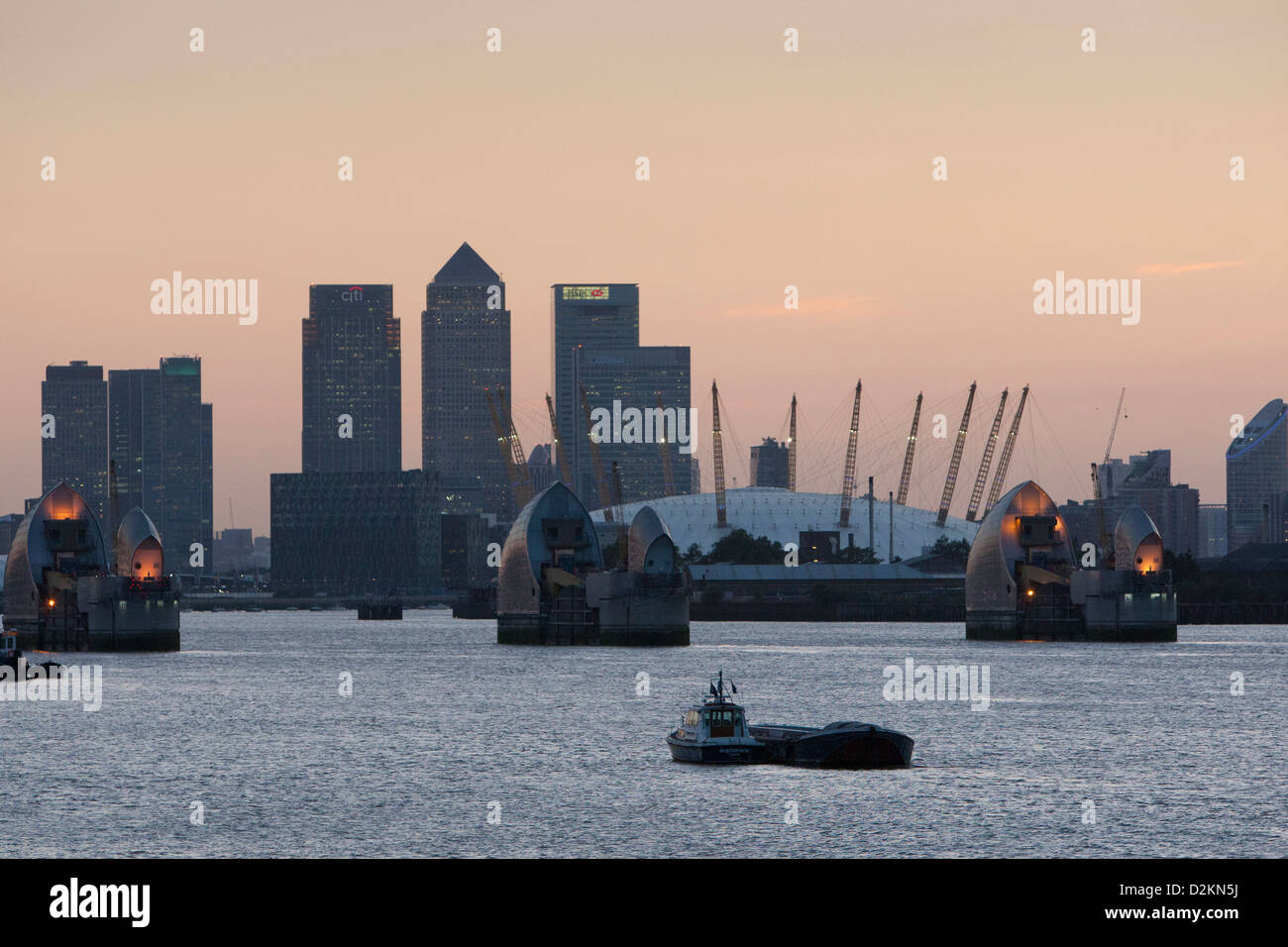 Canary Wharf Skyline at dusk, London, England Stock Photo - Alamy