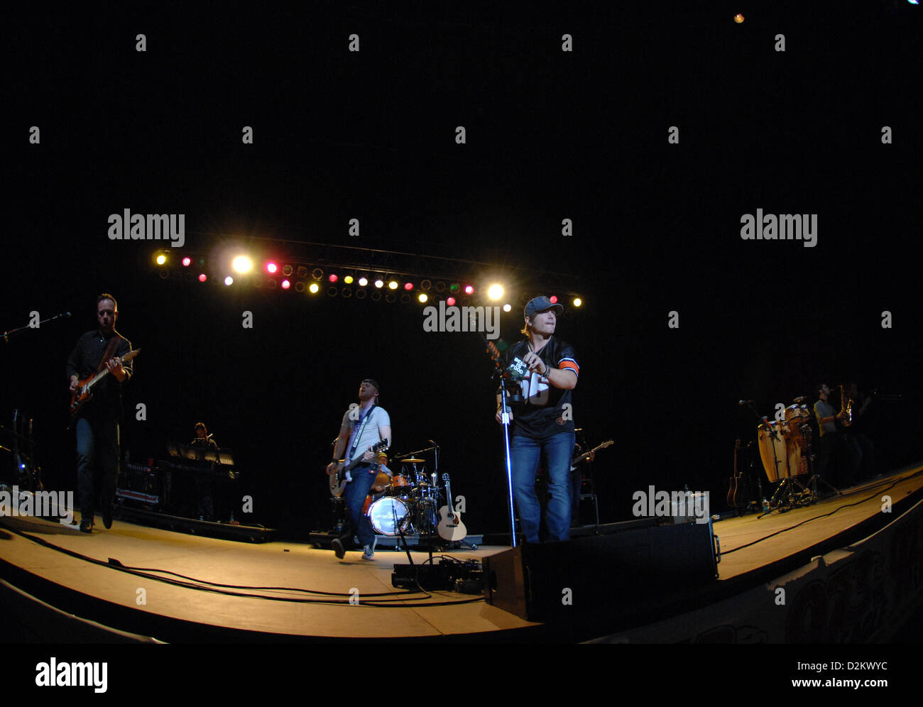 Neiman Country Singer Hampton Coliseum High Resolution Stock Photography and Images - Alamy