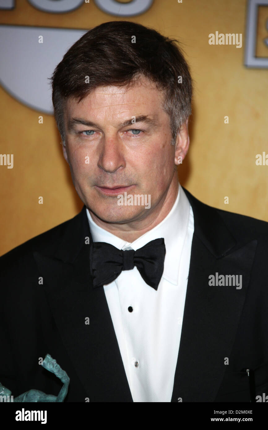 Los Angeles, USA. 27th January 2013. US actor Alec Baldwin, winner of Outstanding Performance by a Male Actor in a Comedy Series for '30 Rock', poses in the photo press room of the 19th Annual Screen Actors Guild Awards at Shrine Auditorium in Los Angeles, USA, on 27 January 2013. Photo: Hubert Boesl/ Alamy Live News Stock Photo