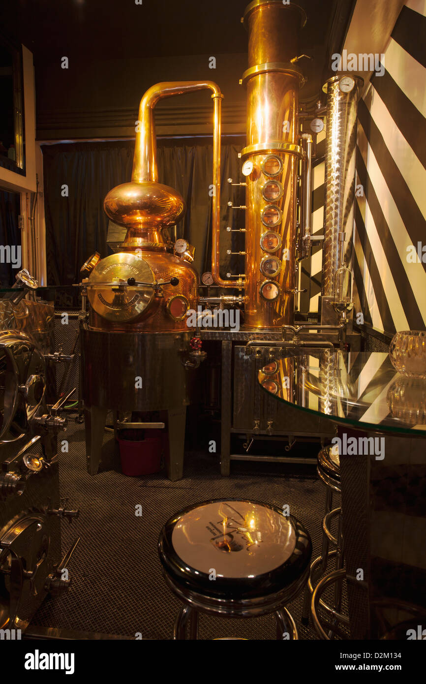 Central wine bar hires stock photography and images Alamy