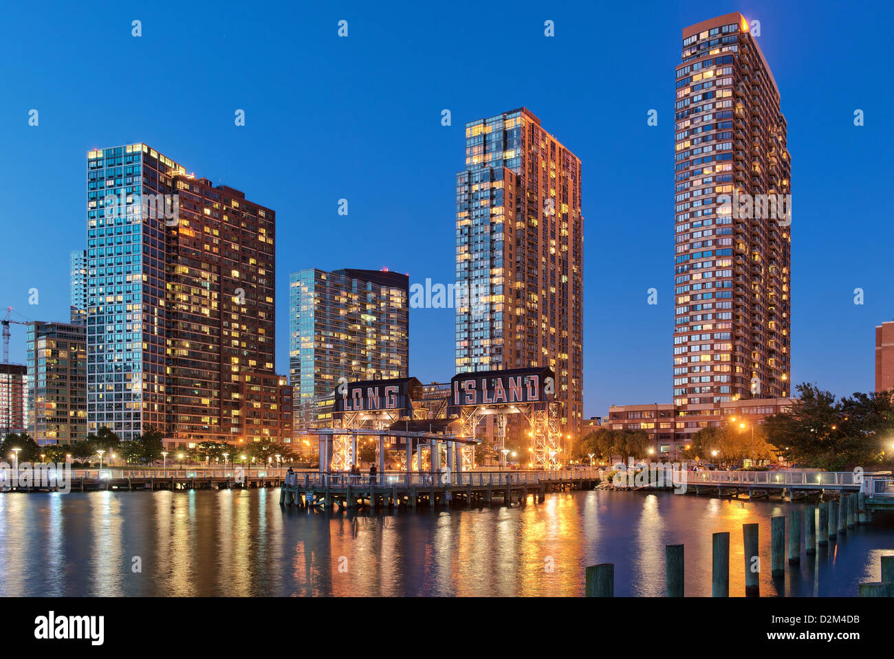 Long Island Luxury condos and gantries from Gantry Plaza State Park in Long Island, NYC Stock Photo