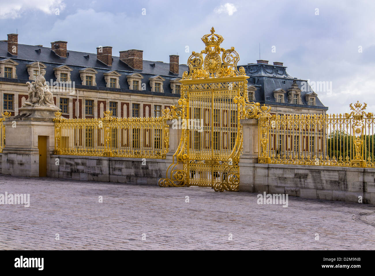 Golden Gates Of Versailles Palace Stock Photos & Golden Gates Of