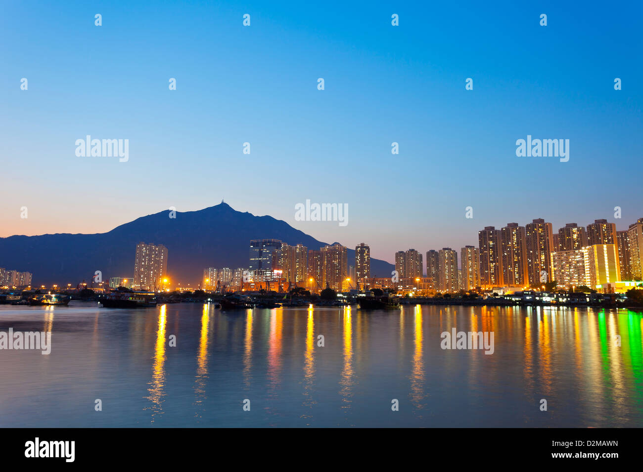 Sunset in Hong Kong downtown at coast Stock Photo - Alamy