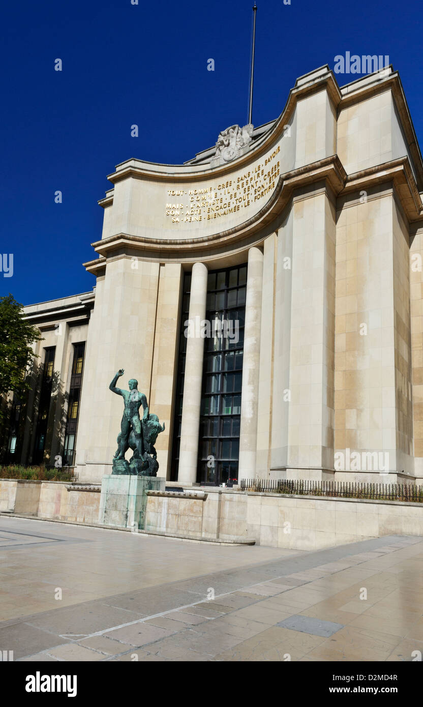 Musée National de la Marine (Naval) and the Musée de l'Homme (Ethnology), Palais de Chaillot, Paris, France. Stock Photo
