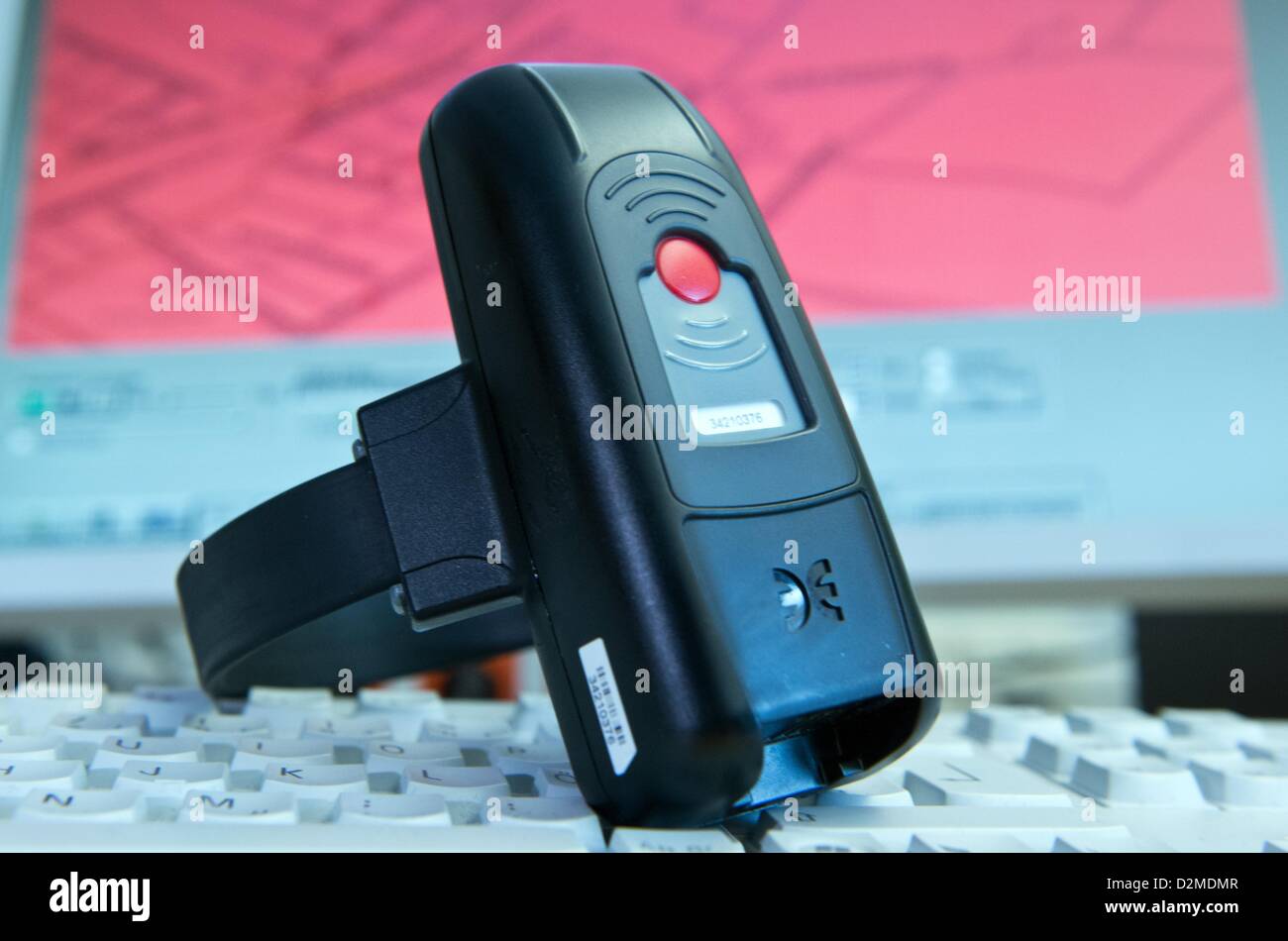 Mobile tagging hi-res stock photography and images - Alamy