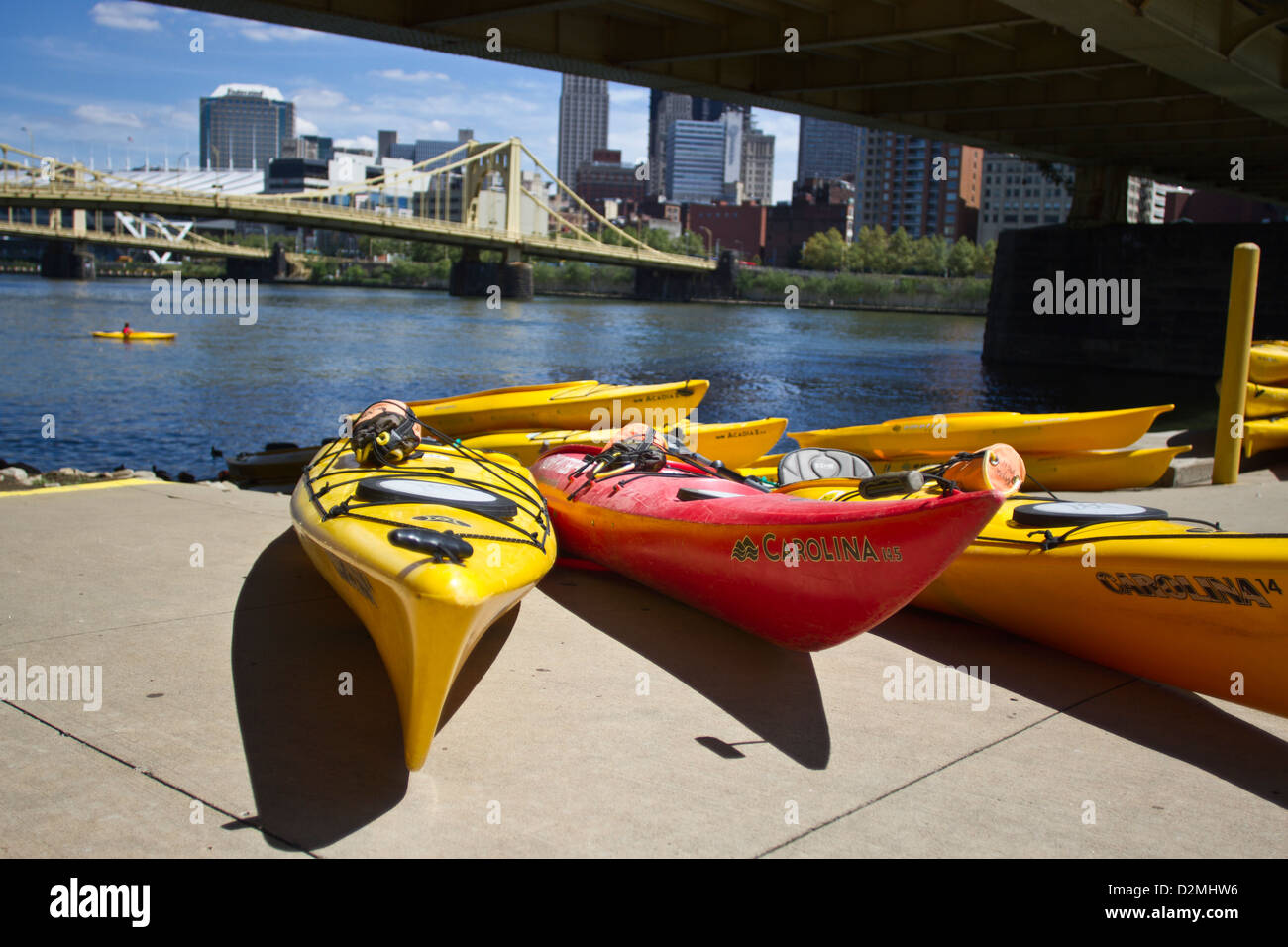 Downtown Pittsburgh kayak rentals Stock Photo Alamy