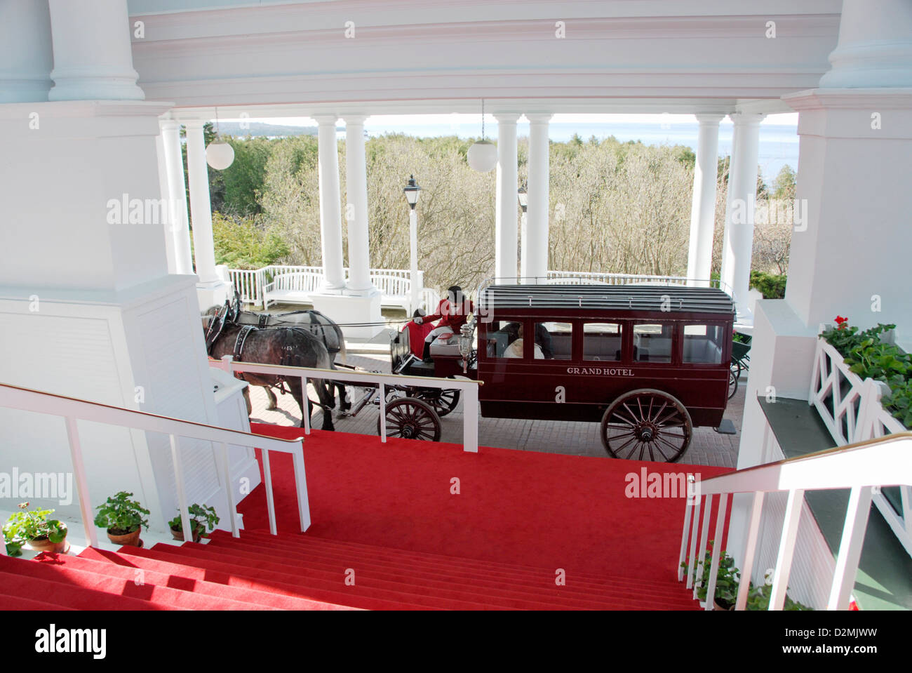 Porte Cochere with horse-drawn carriage at Grand Hotel, Mackinac Island,  Lake Huron, Michigan, USA Stock Photo
