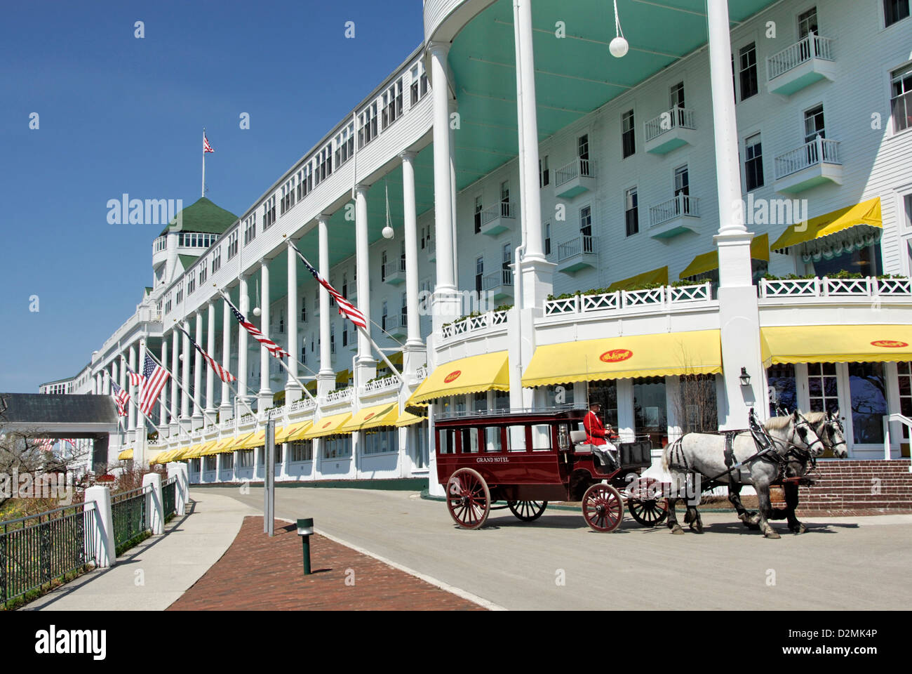 Horse-drawn carriage at Grand Hotel, Mackinac Island,  Lake Huron, Michigan, USA Stock Photo