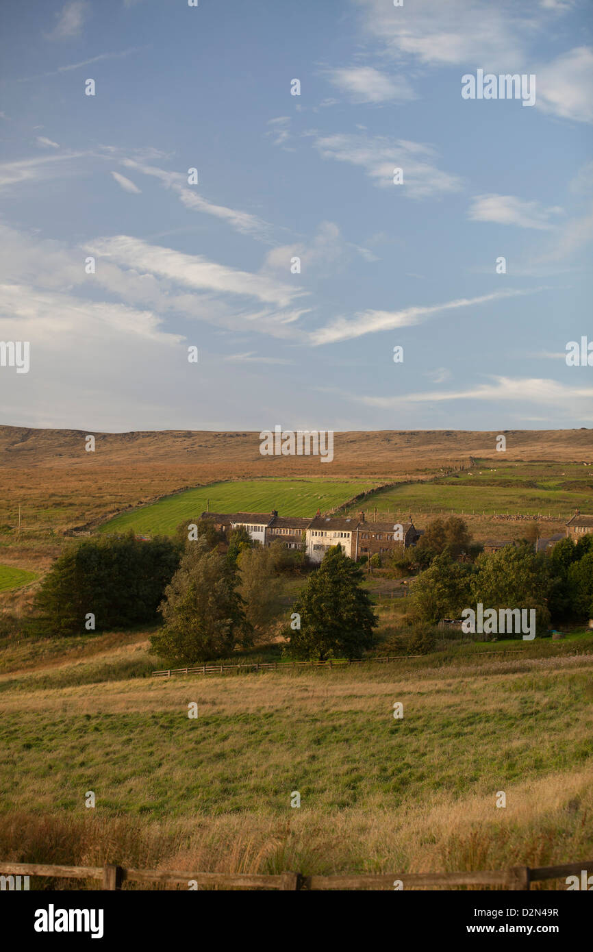 Traditional Pennine weavers cottages near below Standedge between Delph and Marsden in Saddleworth Stock Photo