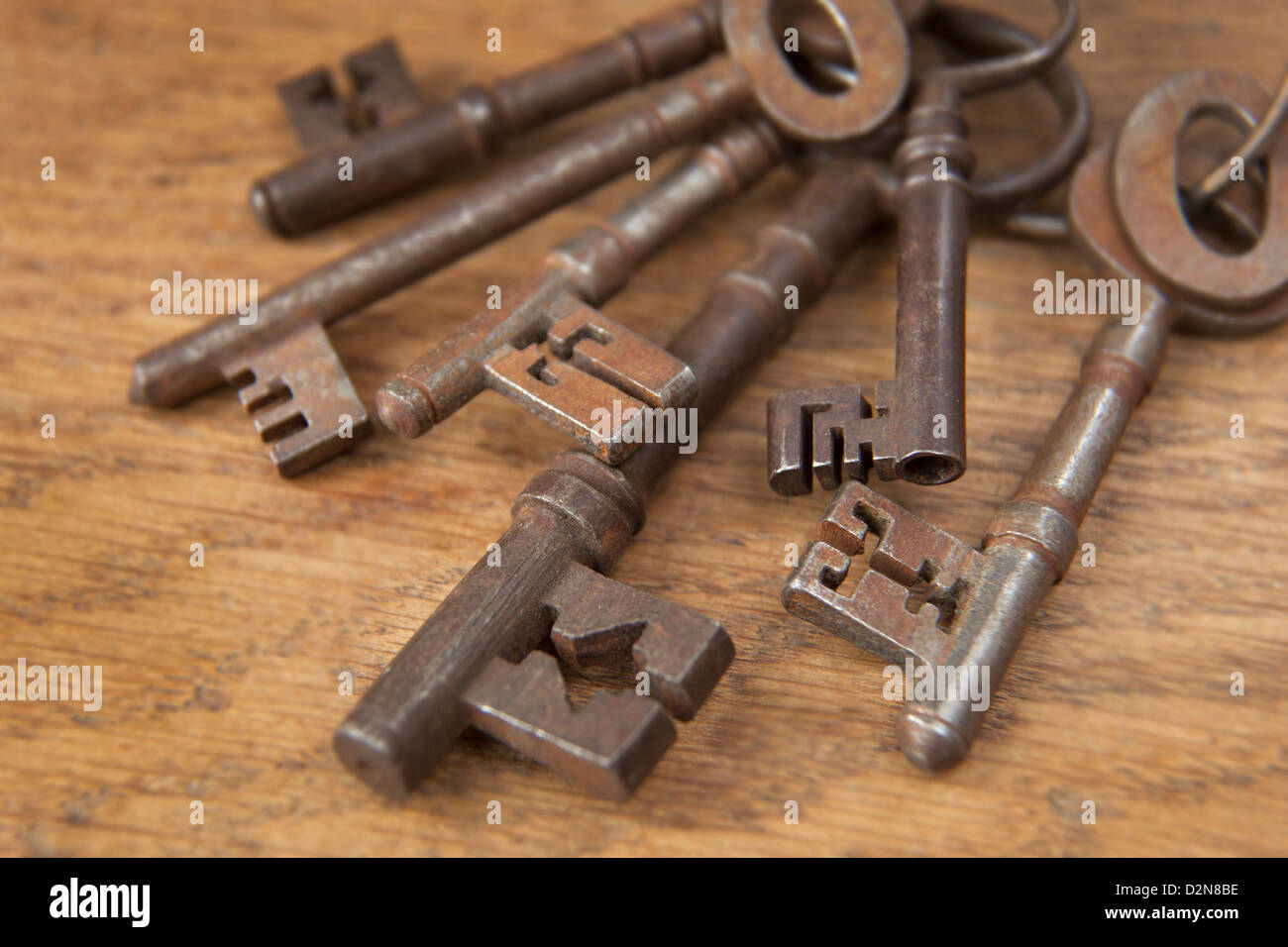 Bunch of old Fashioned Vintage Keys Stock Photo Alamy