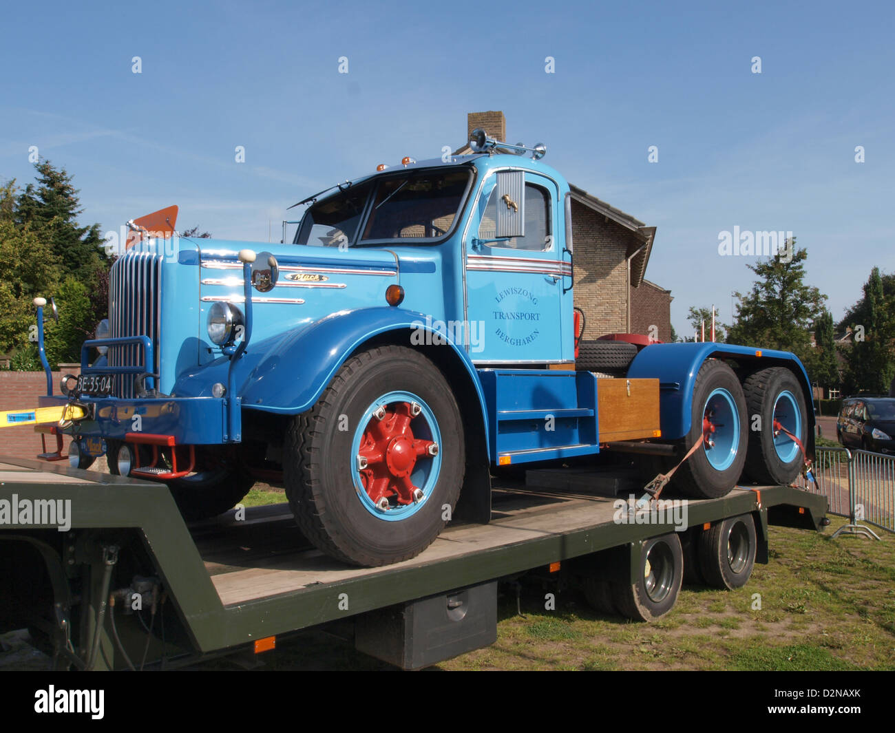 アメリカ ビンテージ　プレスドスチール MACK ARMY TRUCK Vintage Pressed Steel Marx U.S.A. MOBILE ARTILLERY Truck | eBay