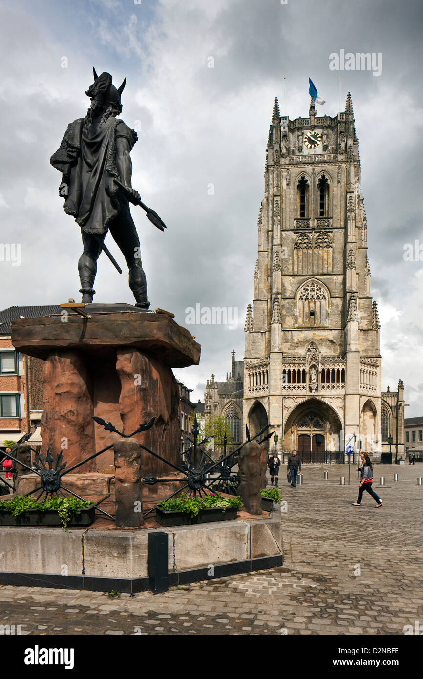The statue of Ambiorix at the Great Market and the Tongeren Basilica / Onze-Lieve-Vrouwe Basiliek at Tongeren, Belgium Stock Photo