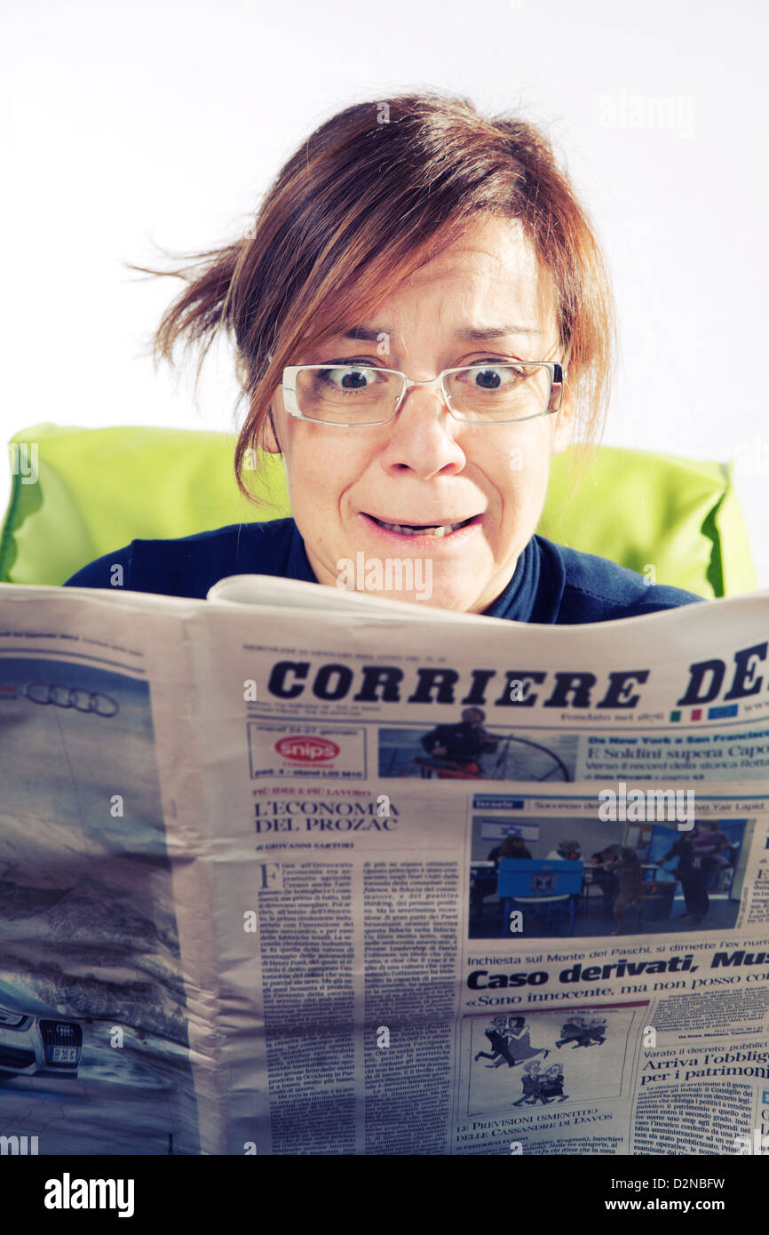 News reading background hires stock photography and images Alamy