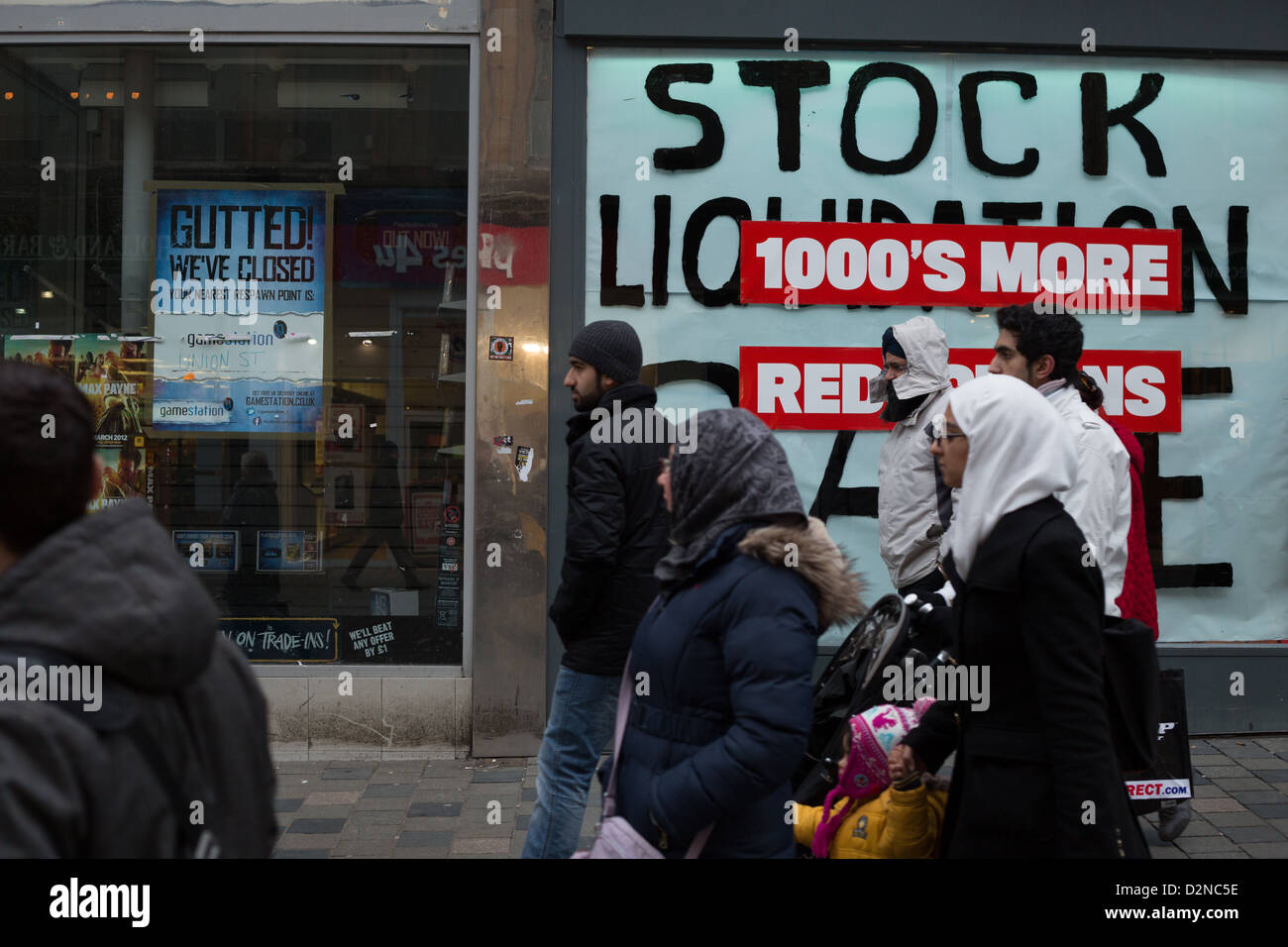 Rundown streets, To Let signs,  and boarded up shops, in the City centre, in Glasgow, Scotland, Great Britain, 2013. Stock Photo