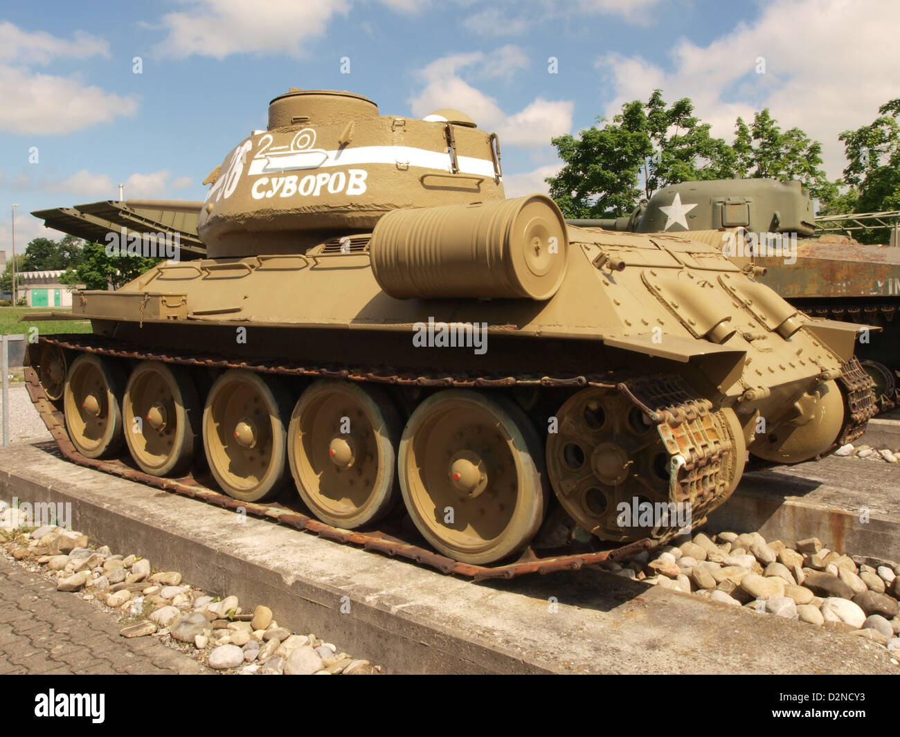 T34 hi-res stock photography and images - Alamy