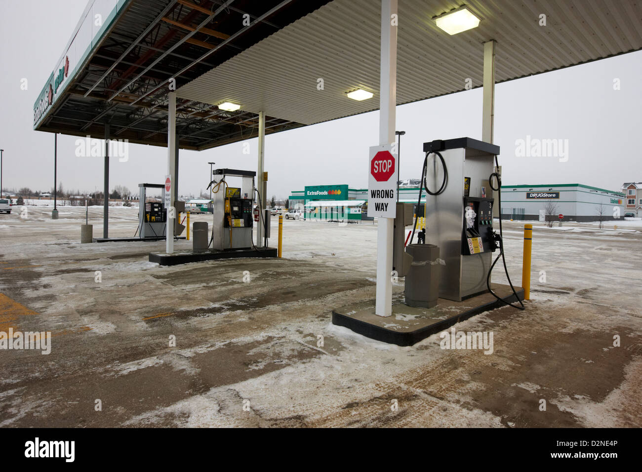 Winter Gas Station High Resolution Stock Photography and Images Alamy