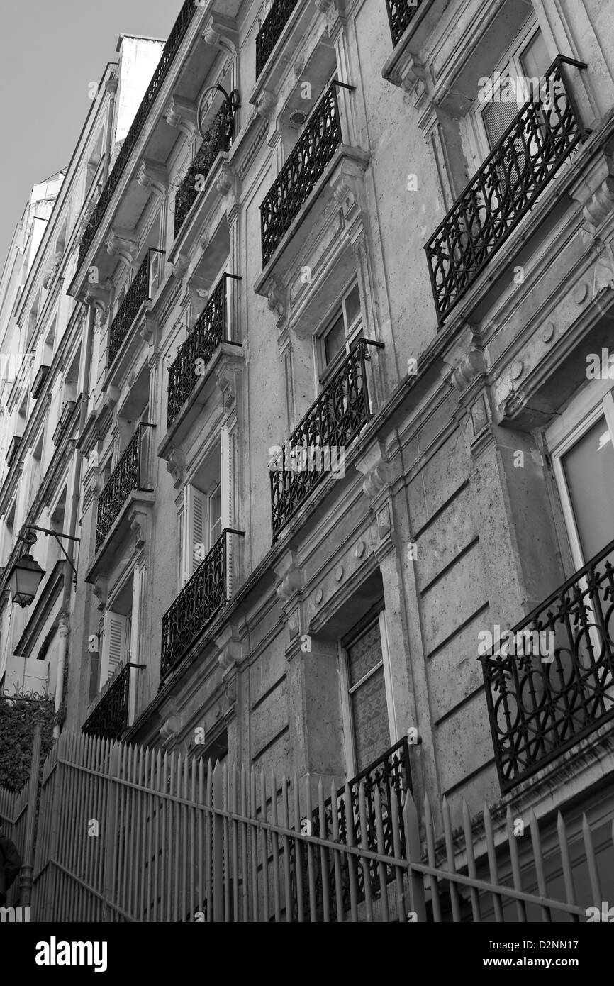 Paris balconies Black and White Stock Photos & Images - Alamy