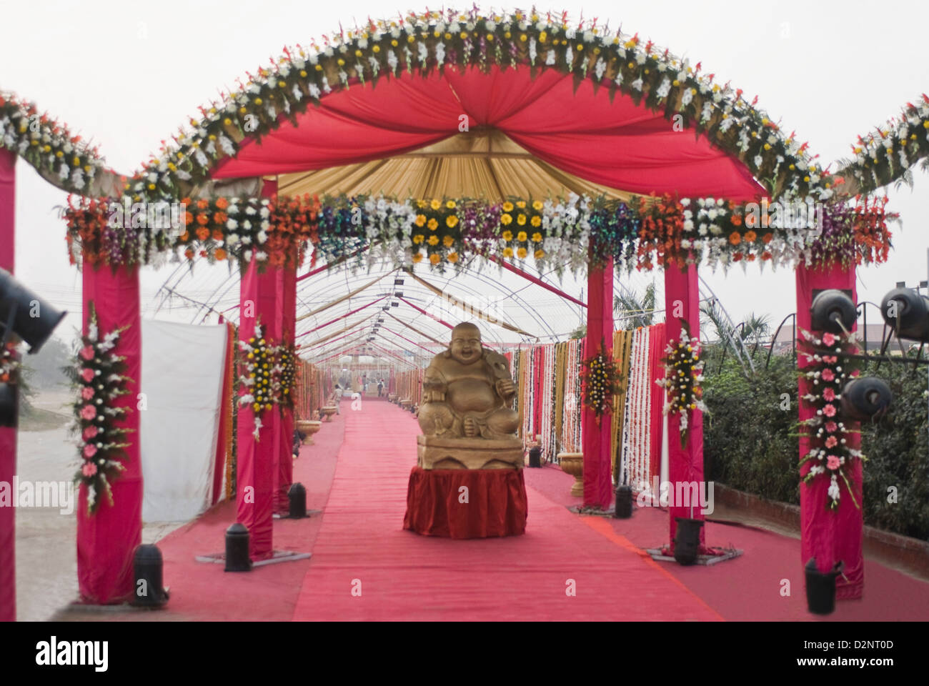 Wedding decoration entrance hi-res stock photography and images ...