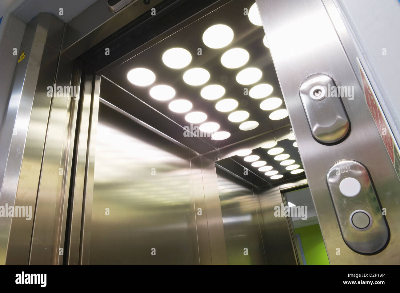 Looking inside the elevator of a modern secondary school Stock Photo