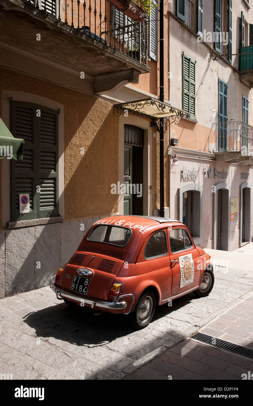 Fiat 500 parked in typical Italian Street Stock Photo - Alamy