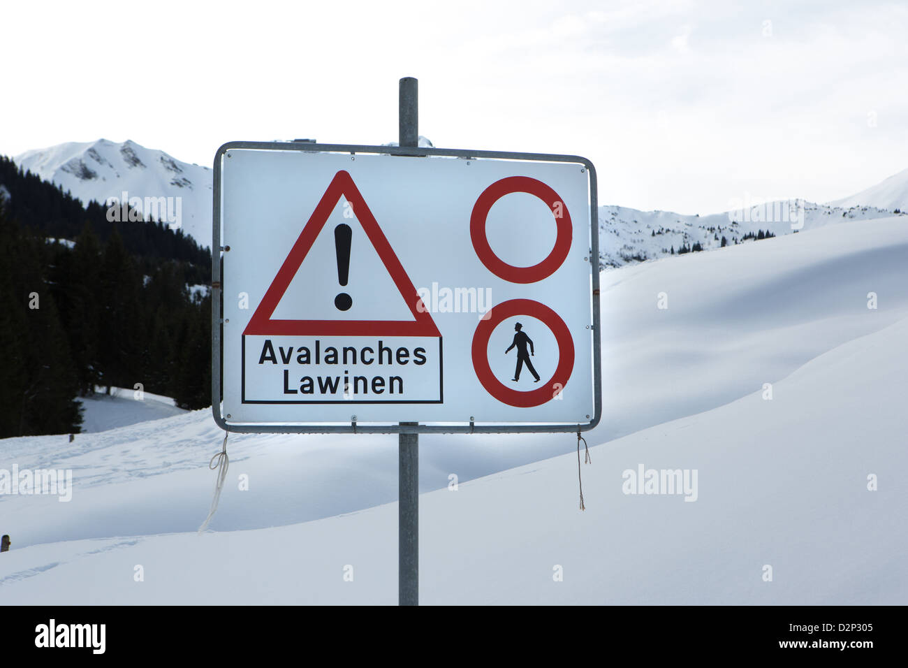 An avalanche warning sign in Switzerland Stock Photo Alamy