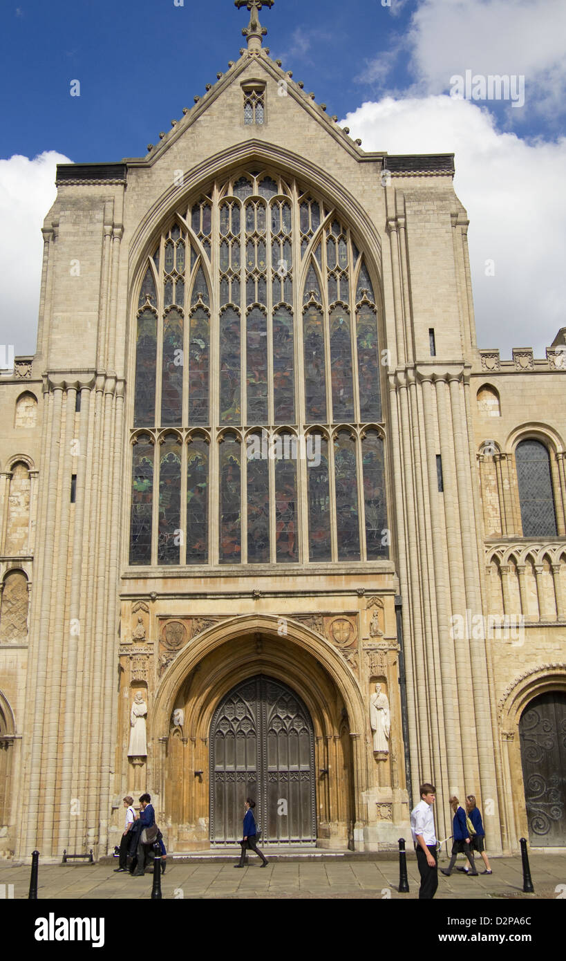 Norwich Cathedral West Door Entrance and window Stock Photo Alamy