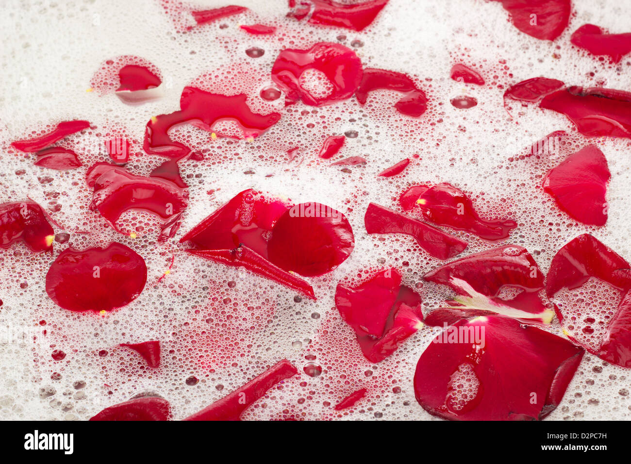 Rose petals bath hires stock photography and images Alamy