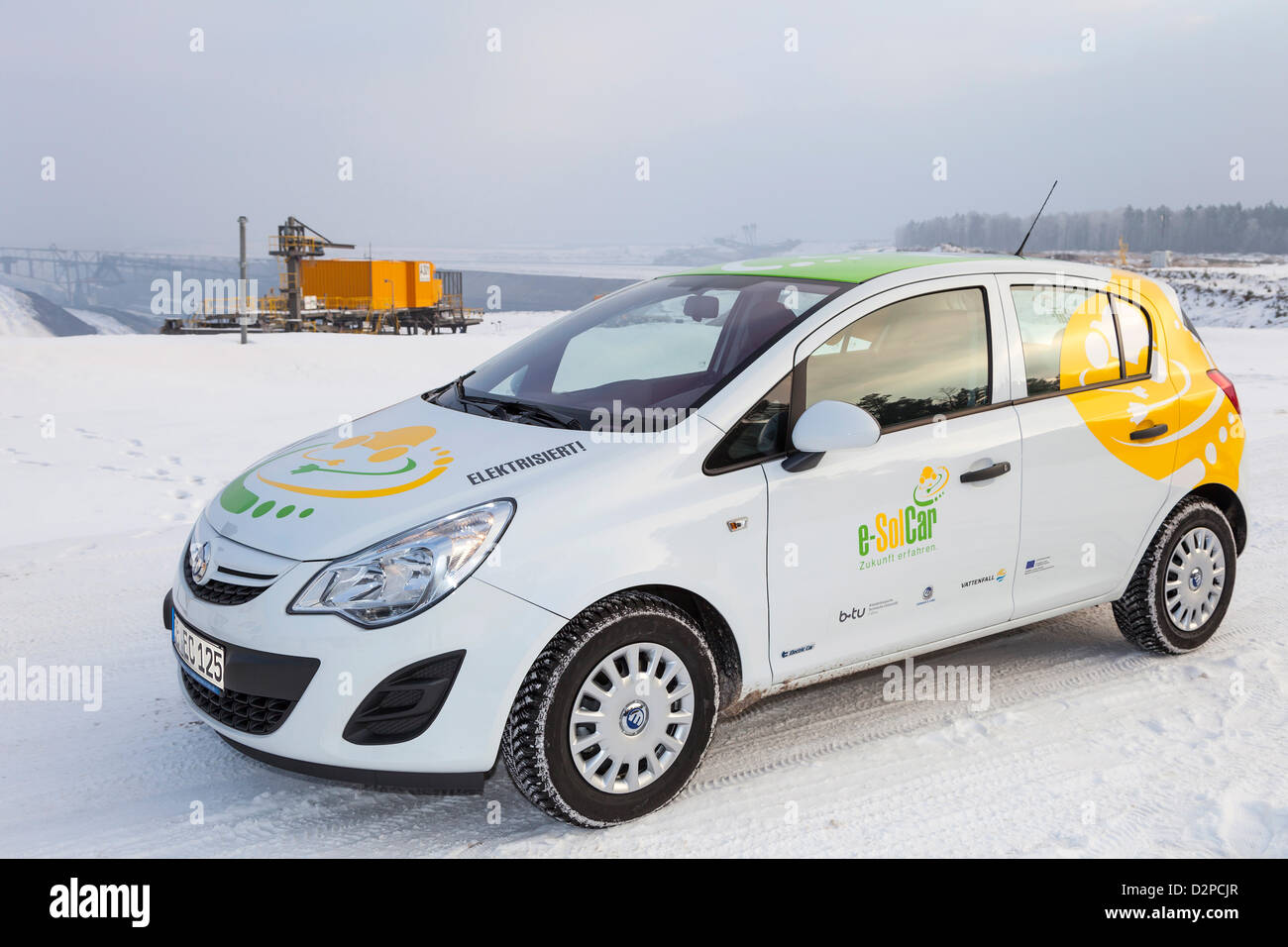 Germany/Brandenburg/Welzow, E-mobilty: CETOS E-Car of lusatian e-SolCar project by Vattenfall, BTU Cottbus and German E-Cars, 25 Jan 2013 Stock Photo