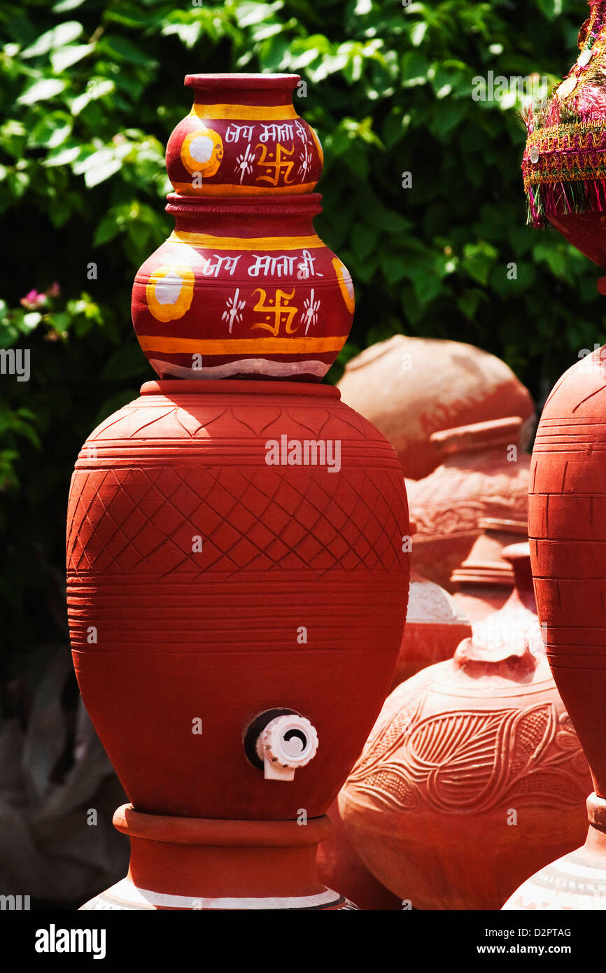 Decorative pots at a market stall, Delhi, India Stock Photo Alamy