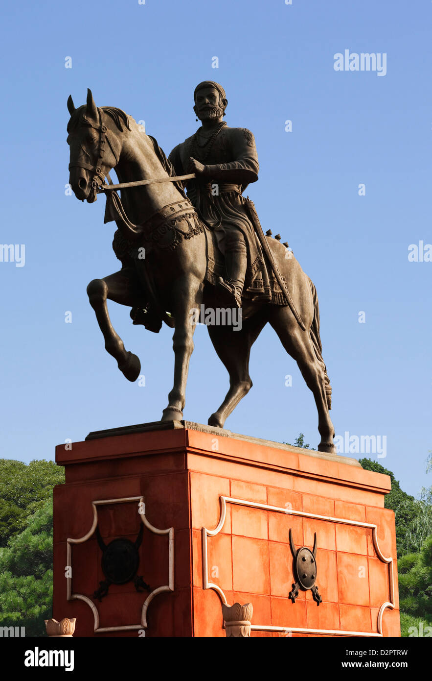 Chhatrapati shivaji maharaj statue hires stock photography and images
