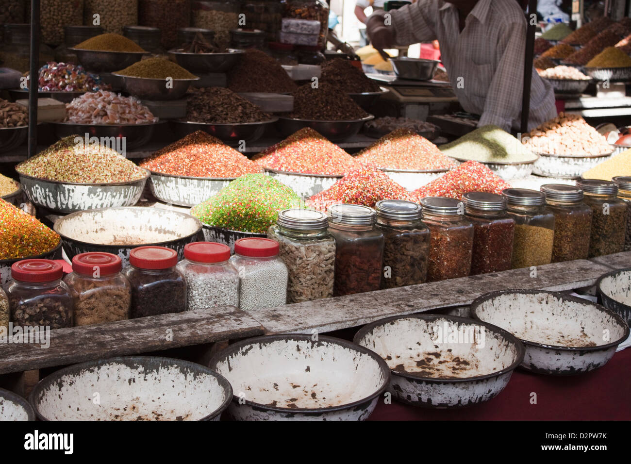 Snacks at a market stall, Ahmedabad, Gujarat, India Stock Photo - Alamy