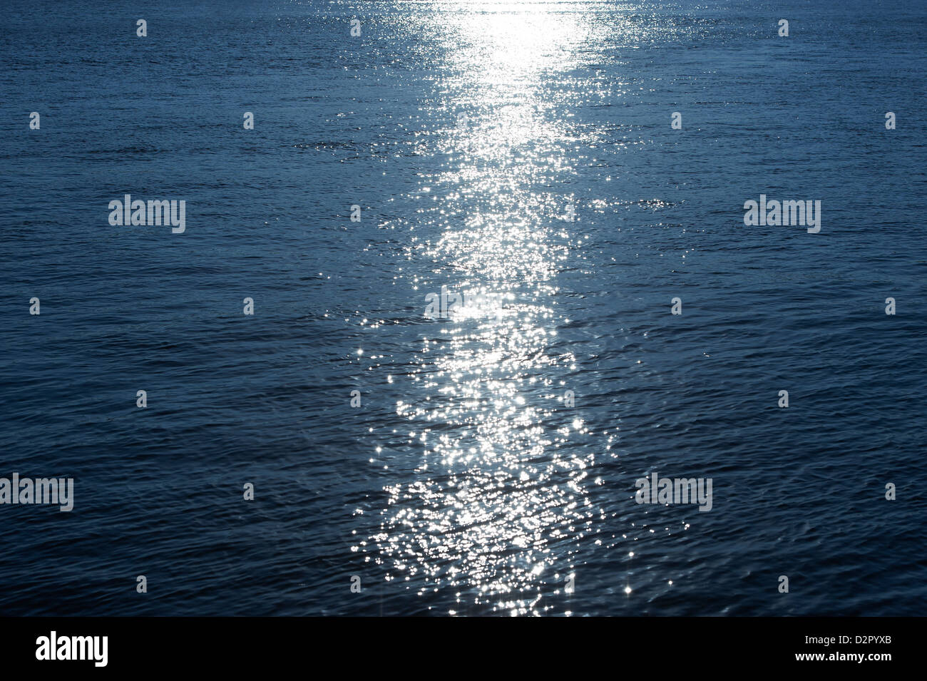 Sunlight glistens on water hi-res stock photography and images - Alamy