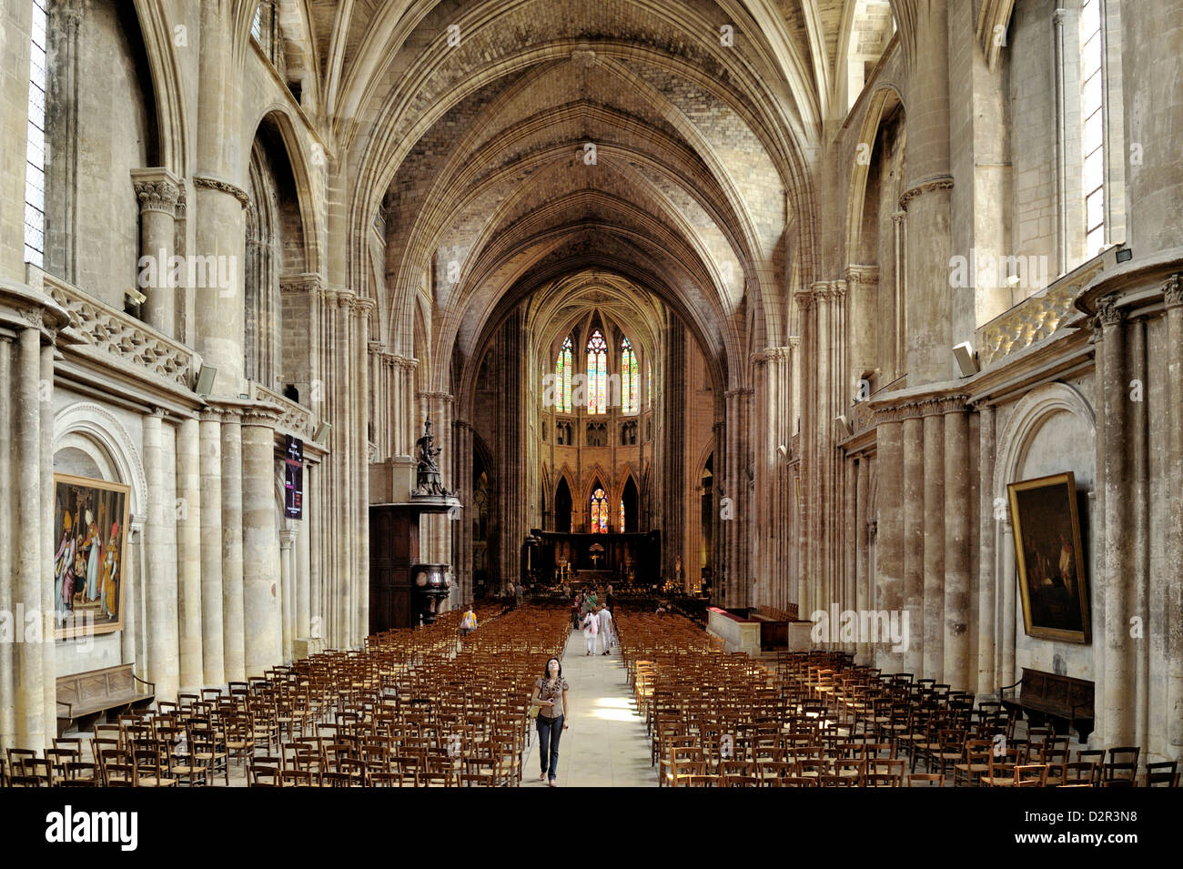Interior of Cathedrale Saint Andre (St. Andrews Cathedral), Bordeaux, Gironde, Aquitaine, France Stock Photo