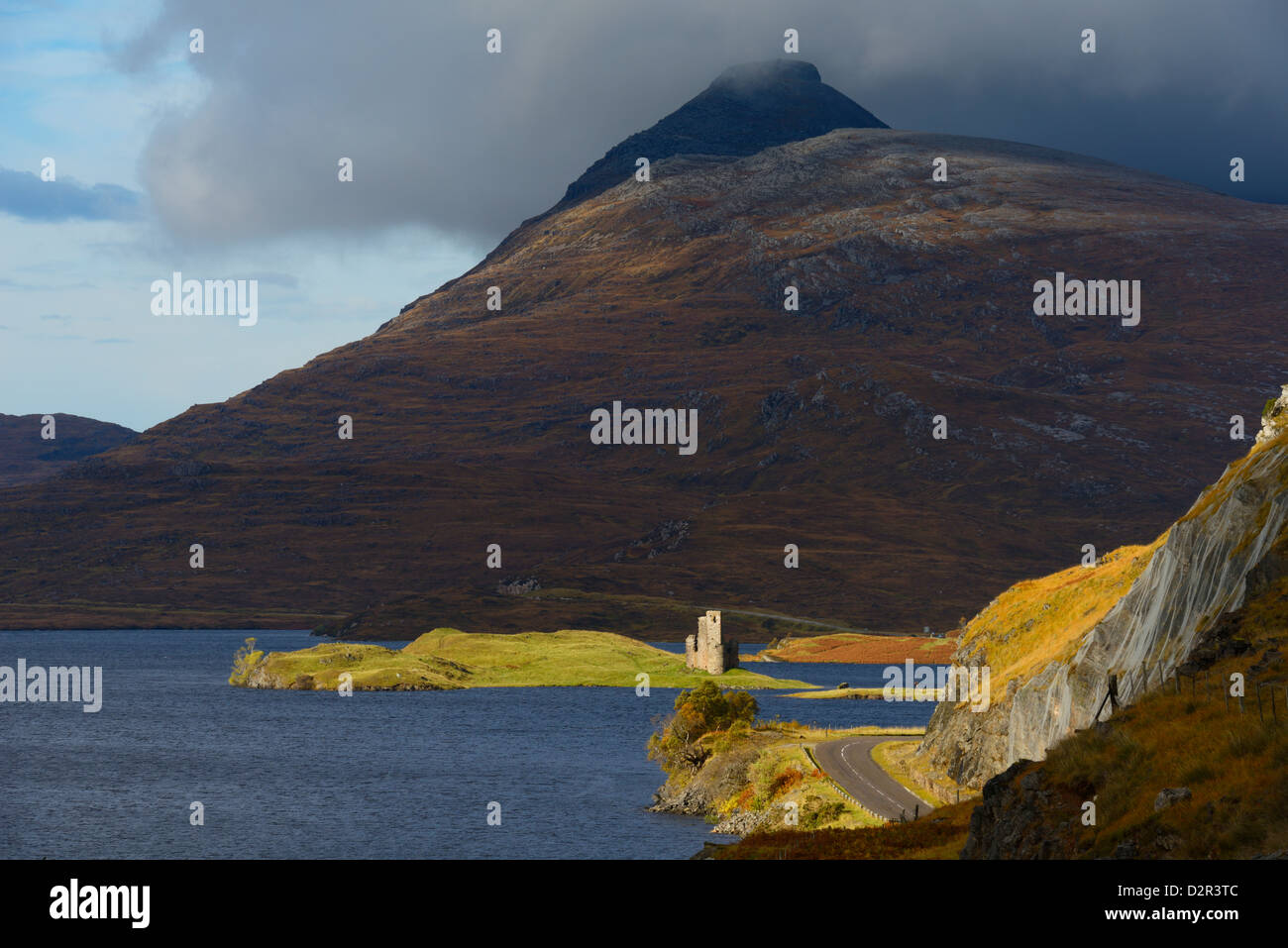 Ardvreck Castle and Loch Assynt, Sutherland, North West Highlands, Scotland, United Kingdom, Europe Stock Photo