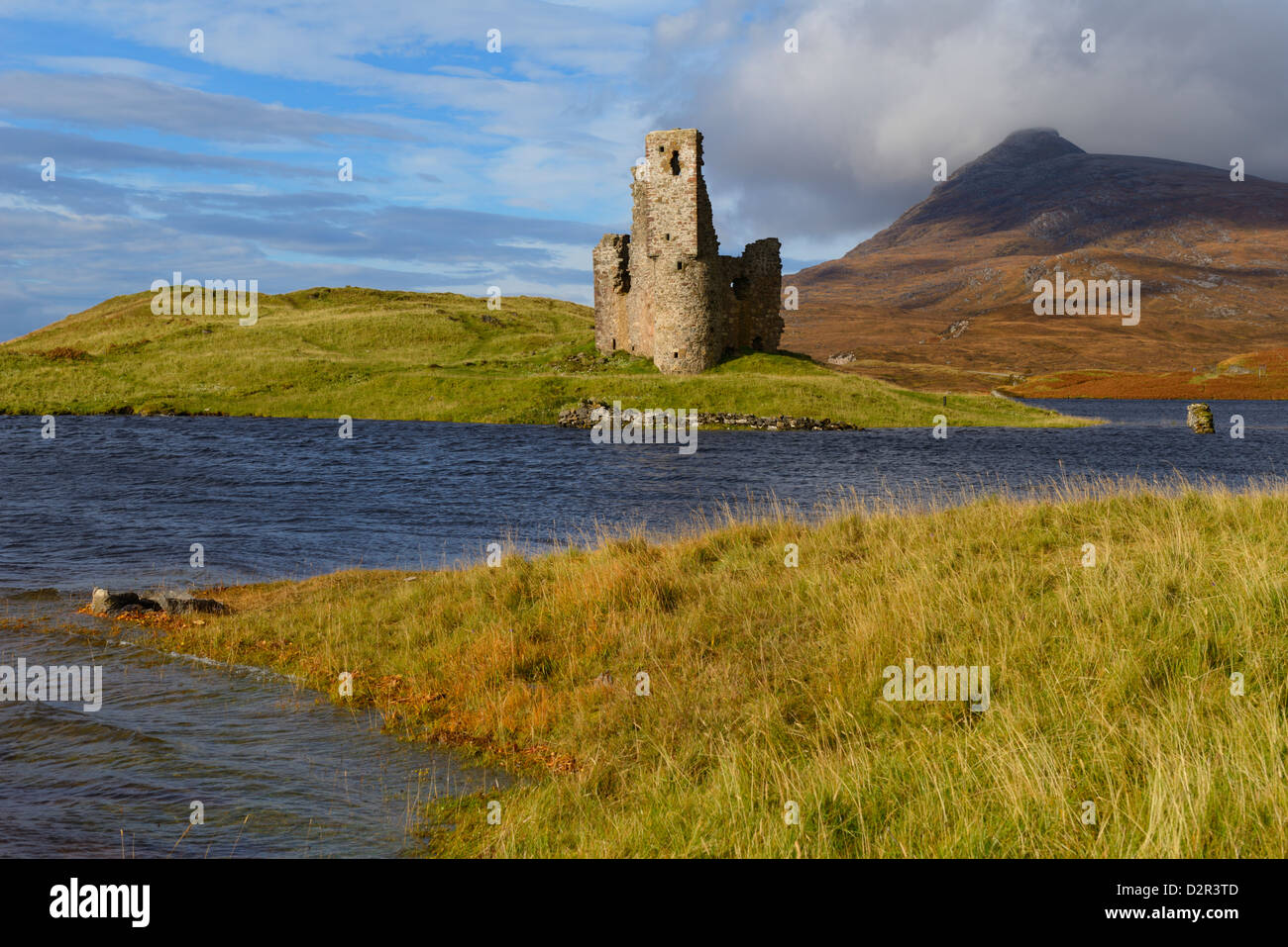 Ardvreck Castle and Loch Assynt, Sutherland, North West Highlands, Scotland, United Kingdom, Europe Stock Photo