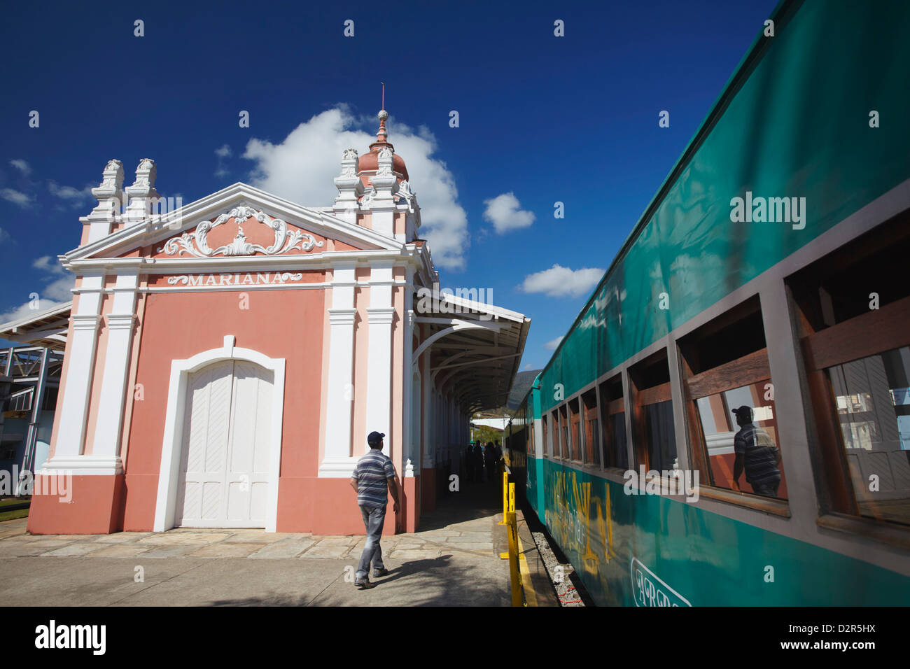Historic tourist train at Mariana station, Minas Gerais, Brazil, South America l Stock Photo