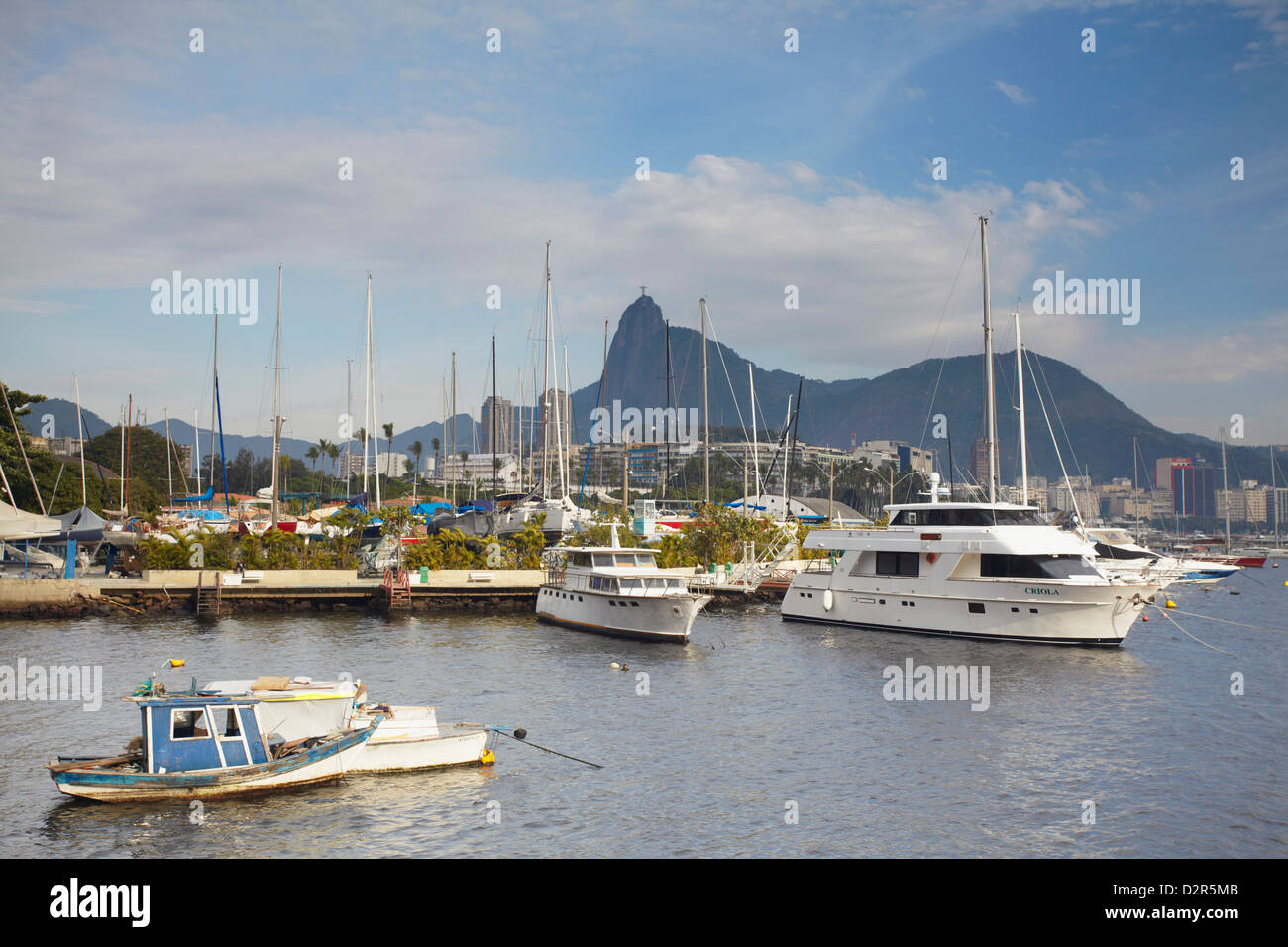 Boats in Guanabara Bay with Christ the Redeemer statue (Cristo Redentor) in the background, Urca, Rio de Janeiro, Brazil Stock Photo