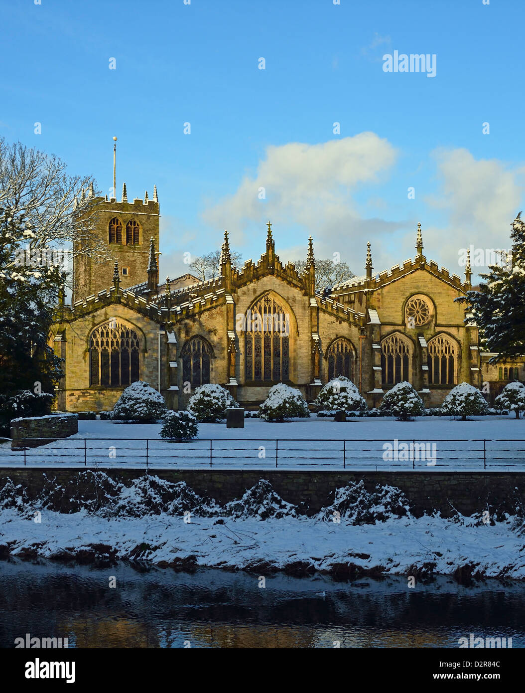 Holy Trinity, Kendal Parish Church and the River Kent. Kendal, Cumbria, England, United Kingdom, Europe. Stock Photo